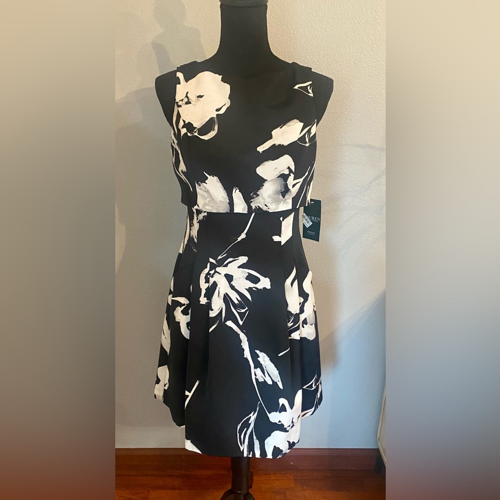 Lauren by Ralph Lauren Sleeveless Dress, NWT, size 6P